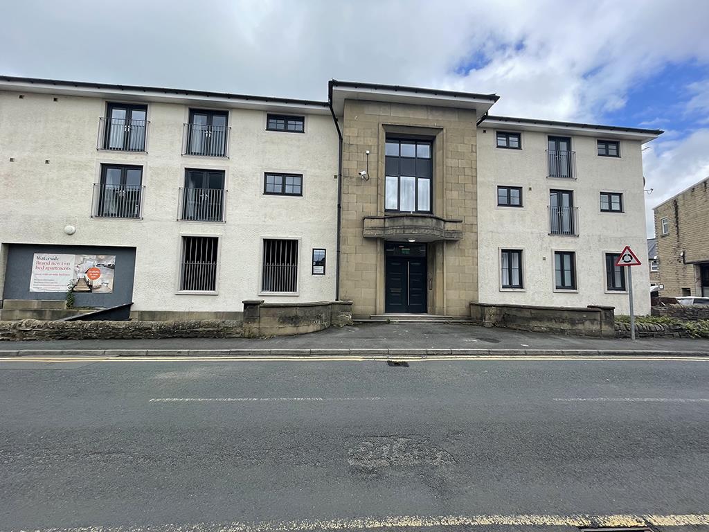 2 bedroom apartment To Let in Earby - Main Image